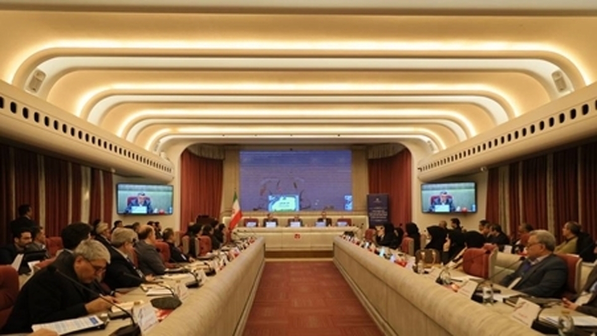 آغاز گردهمایی معاونان درمان دانشگاه‌ها و دانشکده‌های علوم پزشکی