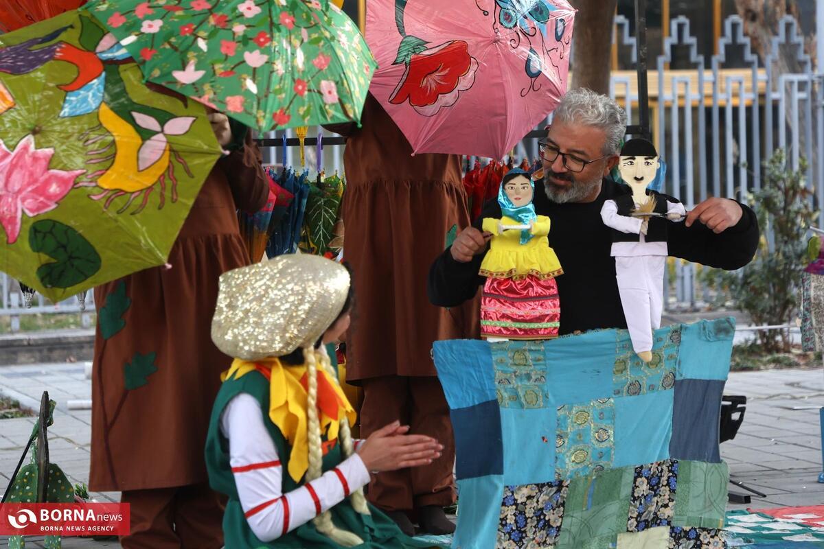 دوازده اجرا در روز سوم جشنواره تئاتر فجر روی صحنه می‌رود