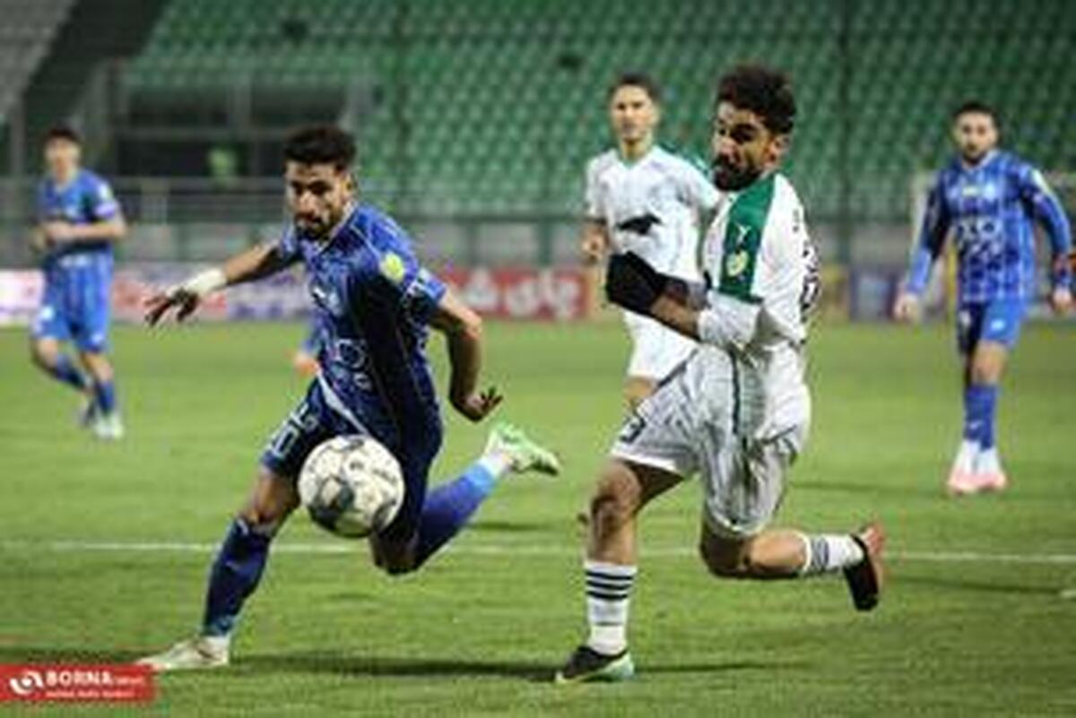 نیمه‌ای برای صدر، نیمه‌ای برای حسرت