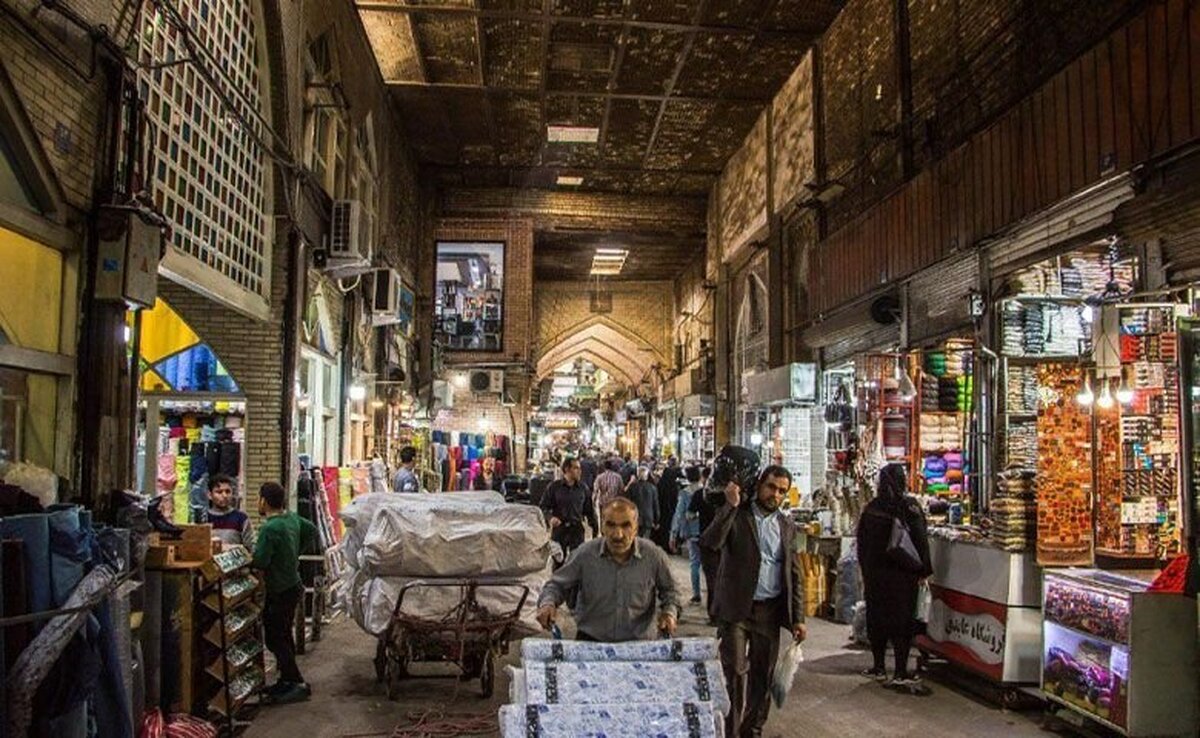 تداوم پویایی و آرامش در بازارهای پایتخت/ نبض خرید شب عید در رگ‌های اقتصاد