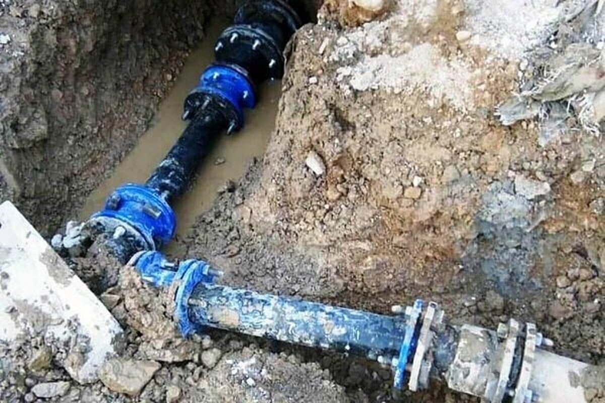 ترکیدگی ۱۴۵۹ کنتور آب در فصل زمستان