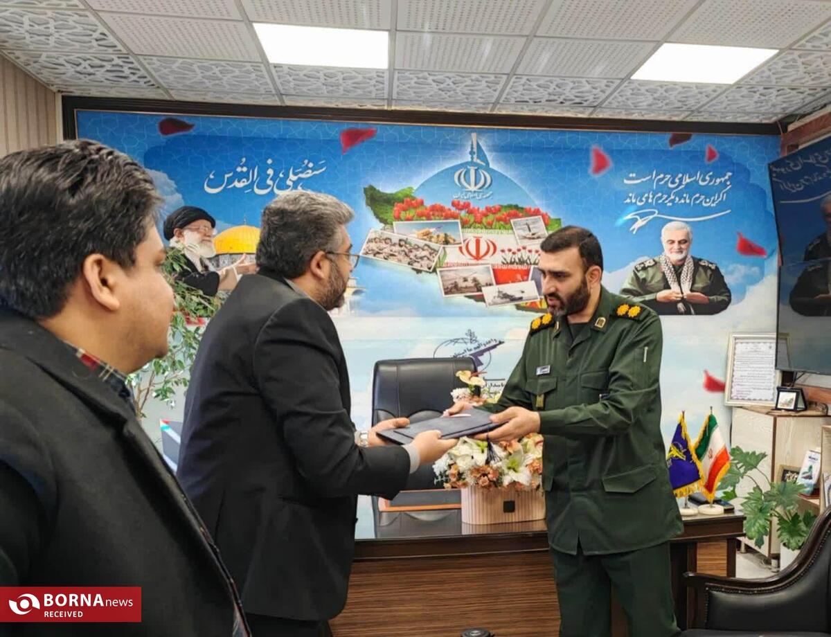 دیدار فرماندار و اعضای شورای تأمین شهرستان قدس با فرمانده سپاه این شهرستان 