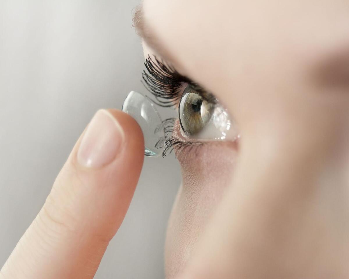 خطر عفونت انگلی چشم برای کاربران لنزهای تماسی