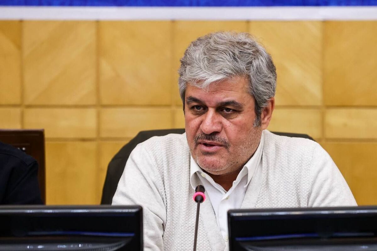 تاجگردون: در لایحه بودجه به دنبال سیاست کنترلی نرخ ارز هستیم