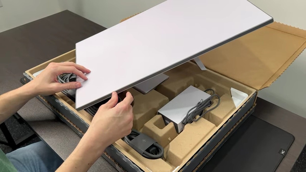 ماهواره استارلینک در کوله‌های کولبران