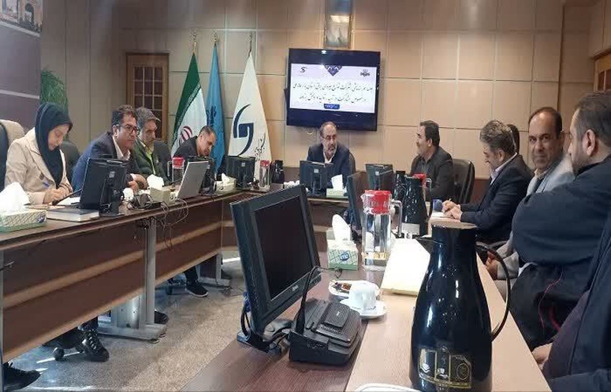 نشست هم اندیشی شرکت توزیع نیروی برق استان قزوین با رسانه ملی برگزار شد