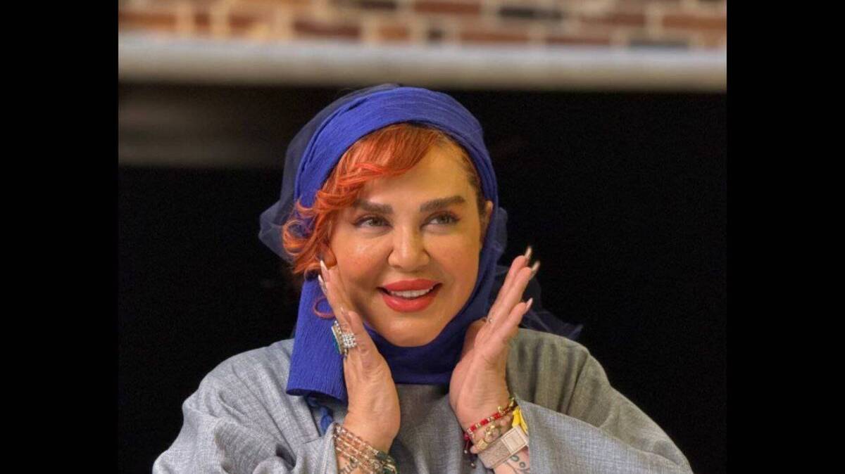 بهاره رهنما با «دورهمی زن‌های دیکتاتورها» به سالن حافظ می‌رود