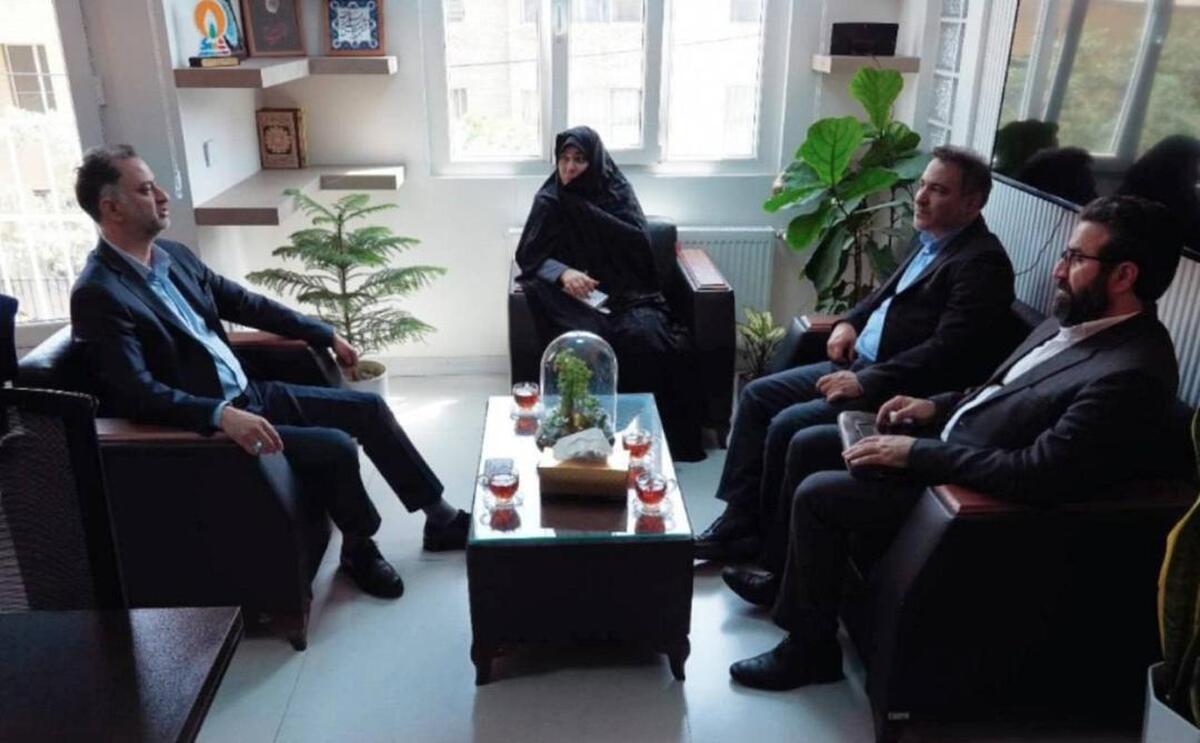 هویت ملی و دینی، سرمایه‌ راهبردی کشور