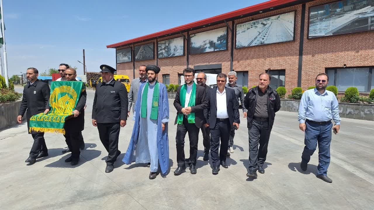 مراسم روز کارگر در شرکت فولاد خرمدشت تاکستان برگزار شد