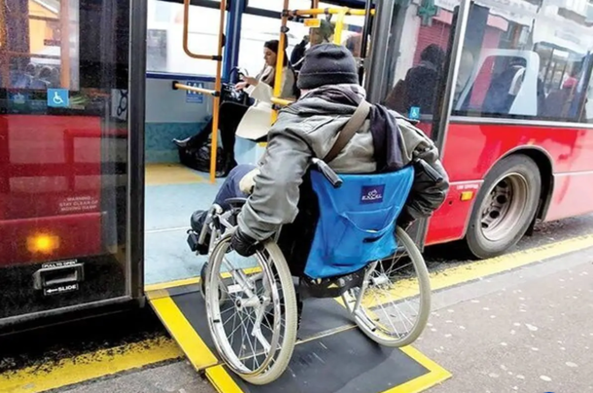 تقویت ناوگان حمل‌ونقل ویژه معلولان و جانبازان در تهران
