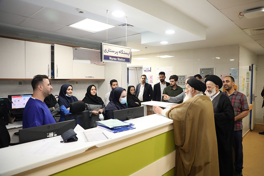 بازدید حجت الاسلام والمسلمین سیّدمحمدکاظم خوانساری از بیمارستان امیرالمومنین(ع) بازدید حجت الاسلام والمسلمین سیّدمحمدکاظم خوانساری از بیمارستان امیرالمومنین(ع)