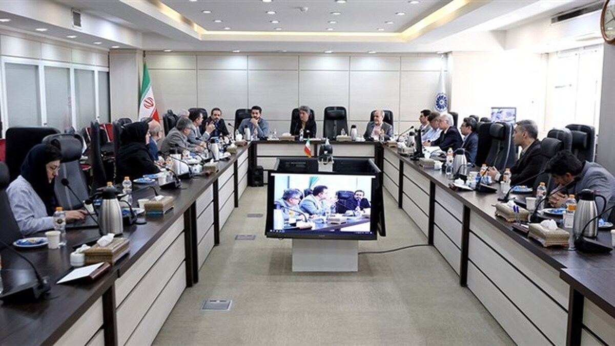 مشکلات تولیدکنندگان ناشی از اجرای طرح شفاف‌سازی قیمت کالا بررسی شد