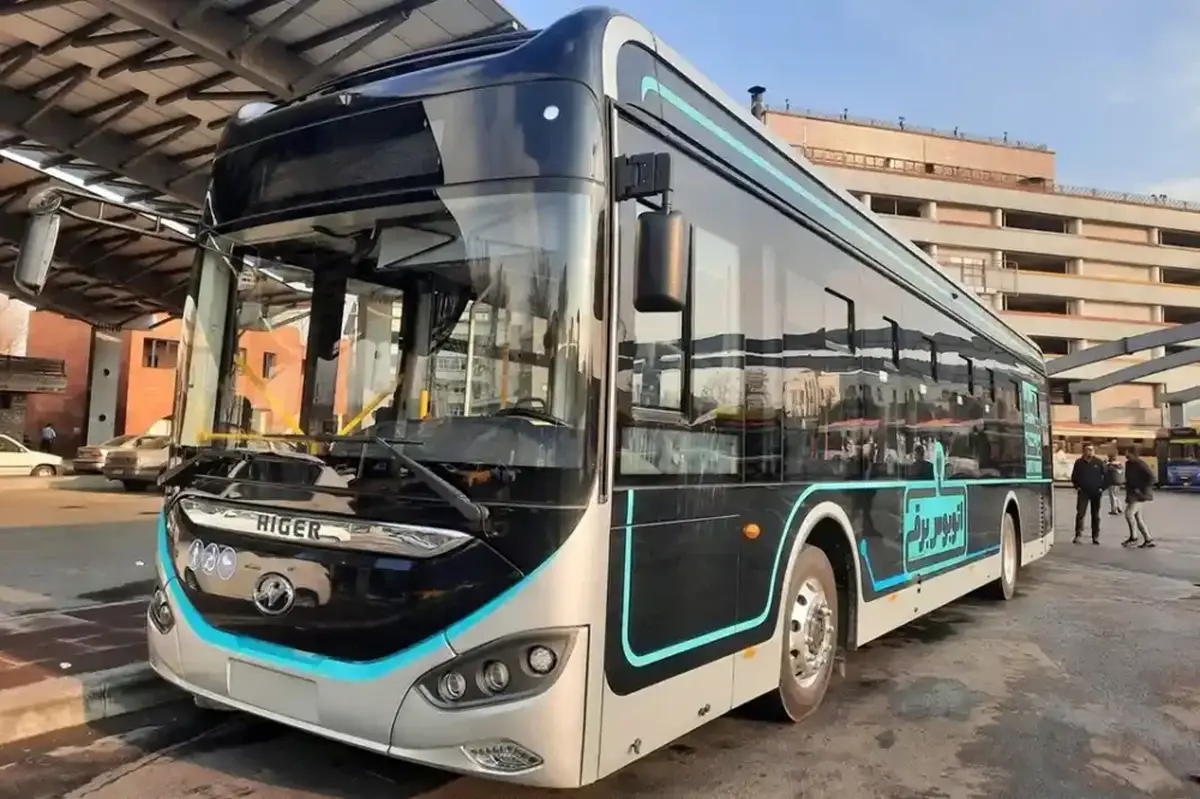 رونمایی از نمایشگر‌های فرهنگی در ناوگان اتوبوسرانی تهران