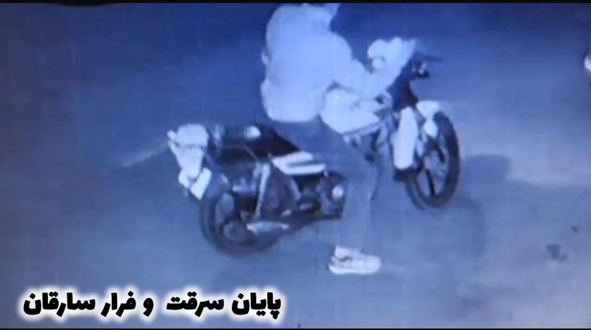 فیلم و جزئیات سرقت ماهرانه از خانم خبرنگار حوادثی در سعادت آباد تهران