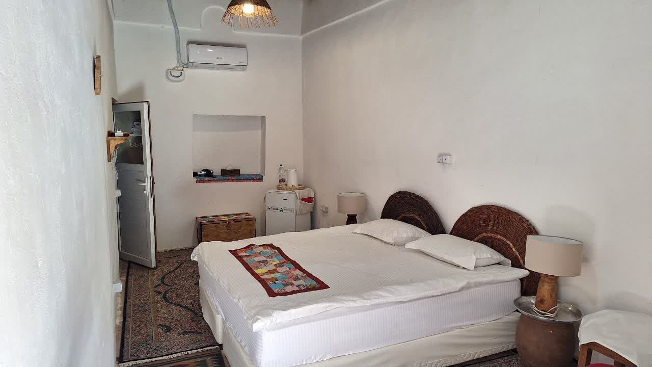 سفرای خارجی از اقامتگاه بوم گردی اله بوم در قزوین دیدن کردند 