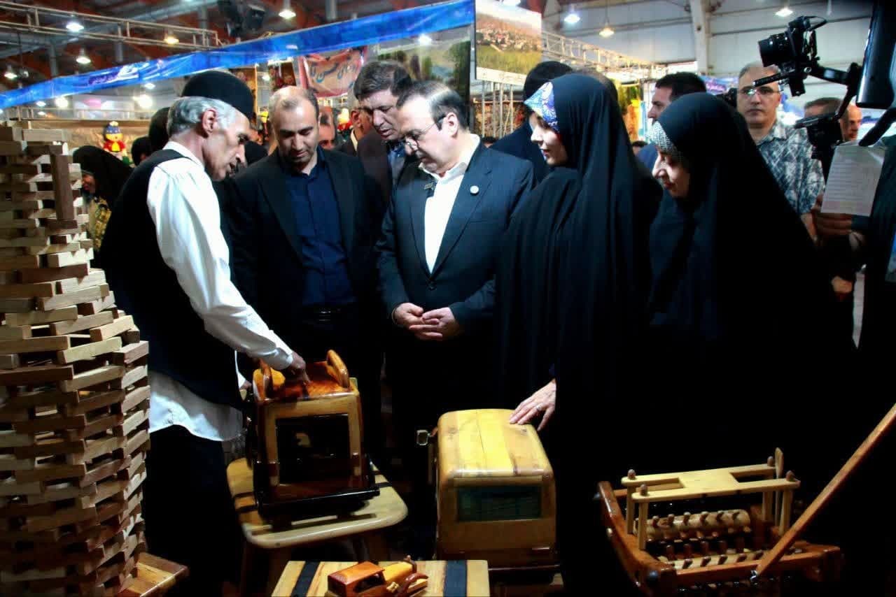 عشایر استان قزوین با برپایی ۱۰ سیاه چادر و سفید چادر در سومین جشنواره روستایی حضور دارند