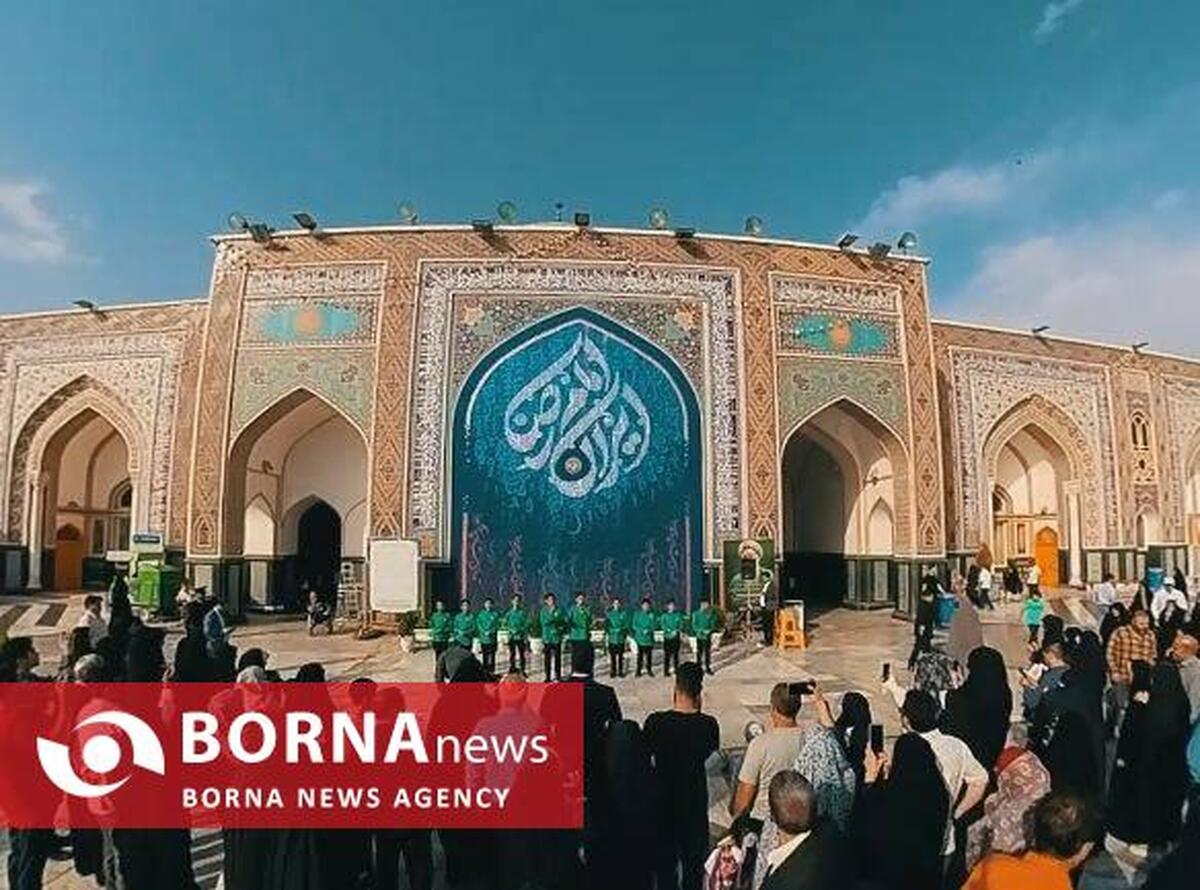 دیوارنگاره تعاملی «ایران امام رضا» در حرم مطهر رضوی کتیبه‌نگاری شد