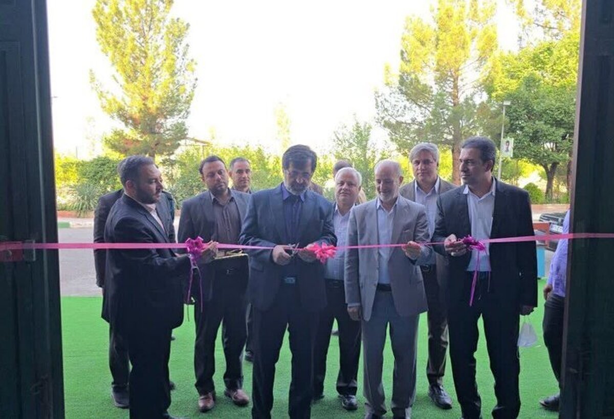 سالن ورزشی چندمنظوره امام رضا(ع) در حاشیه شهر قم افتتاح شد