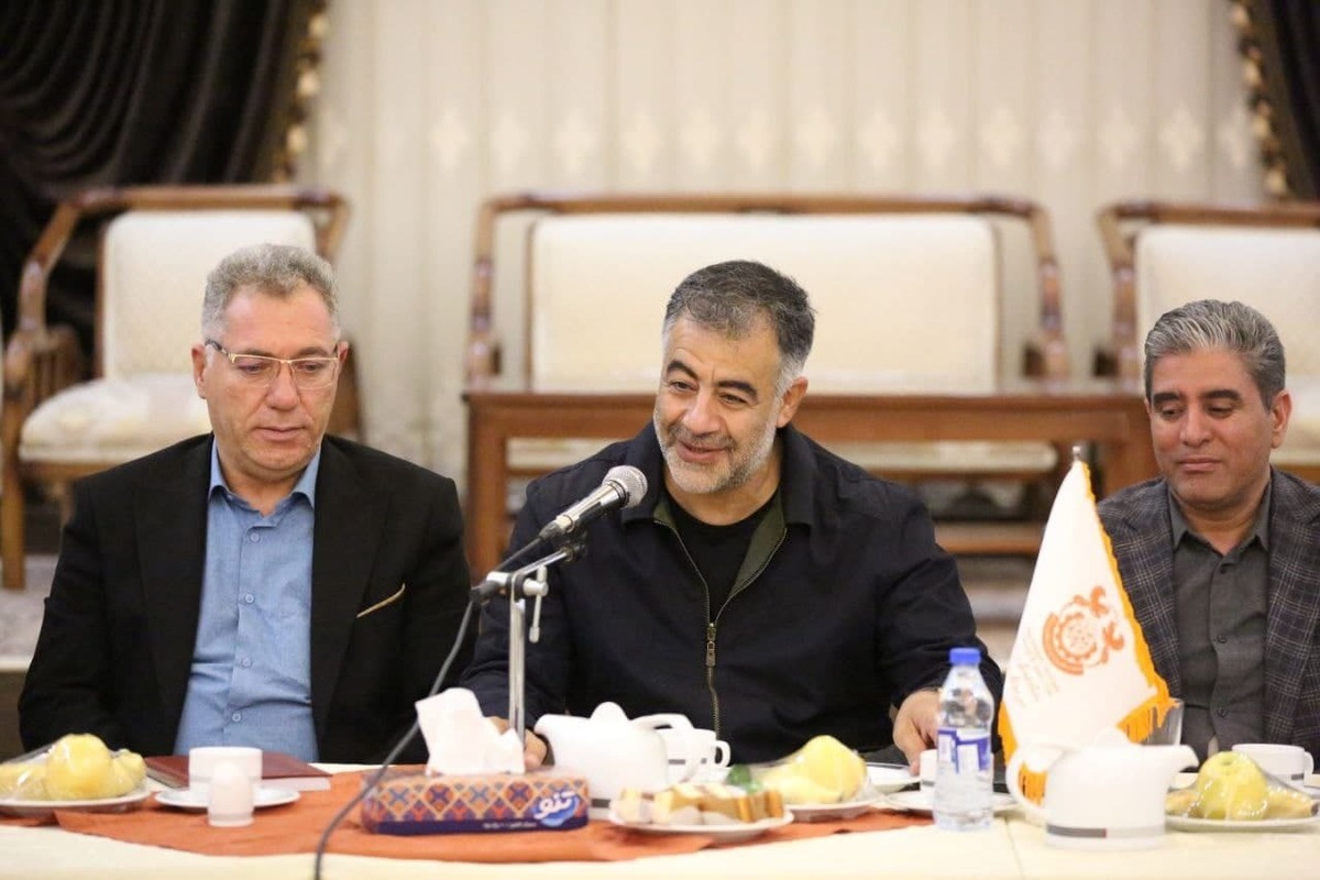 حضور مدیرکل ورزش و جوانان استان آذربایجان شرقی مراسم معارفه اعضای تیم فوتسال مس سونگون ورزقان