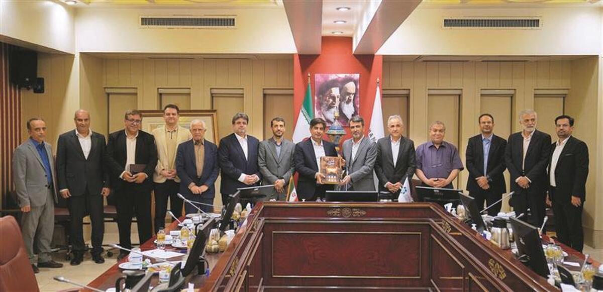 ضرورت مراقبت از گروه فولاد مبارکه برای تقویت جریان تولید در کشور