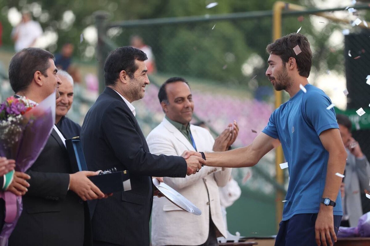 تاریخ‌سازی تنیسور جوان ایرانی در حضور وزیر ورزش