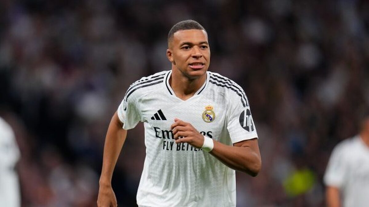 آمار خیره‌کننده امباپه برابر بارسلونا؛ فاصله با مسی کمتر شد