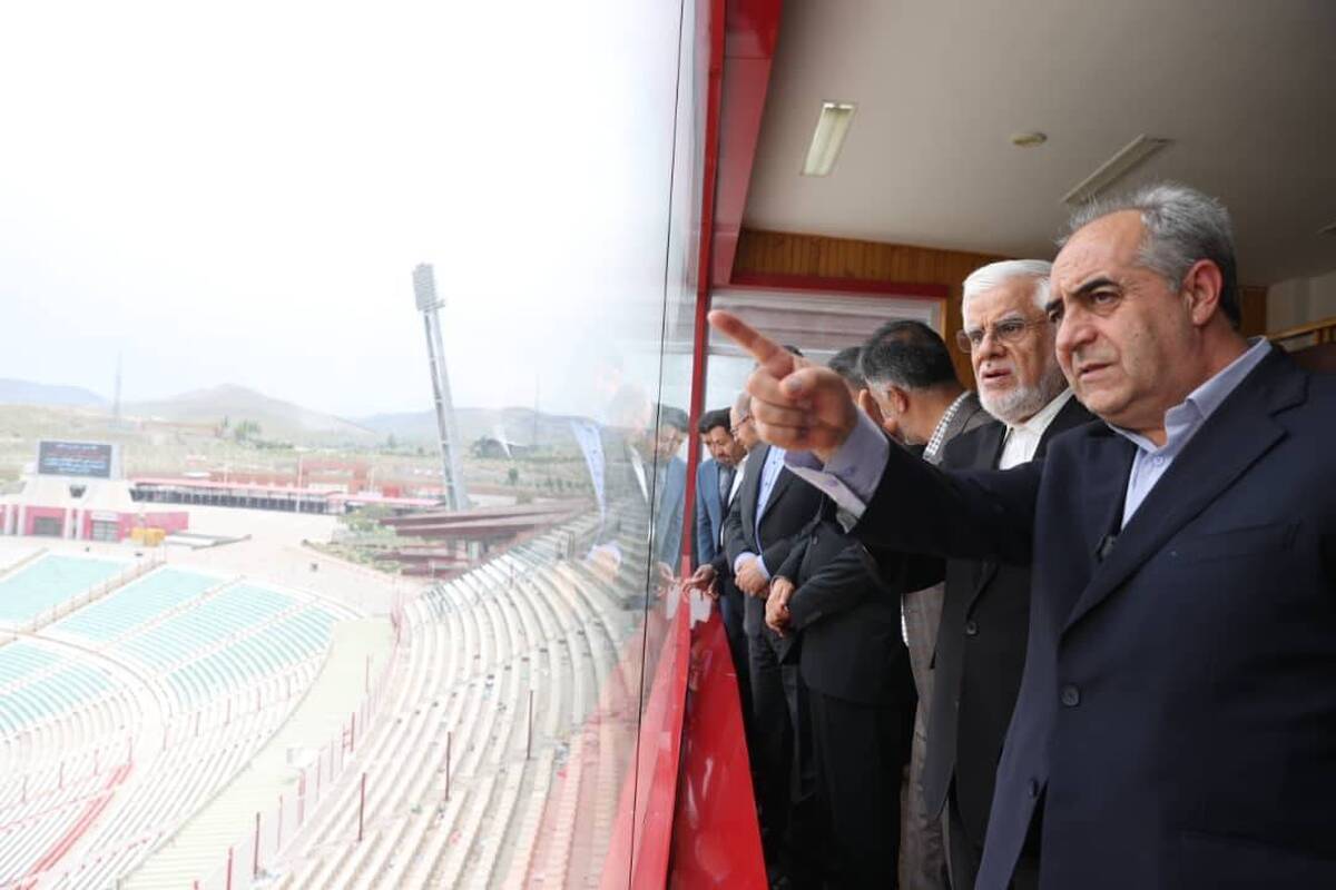 بازدید عارف از مجموعه ورزشی یادگار امام (ره) تبریز