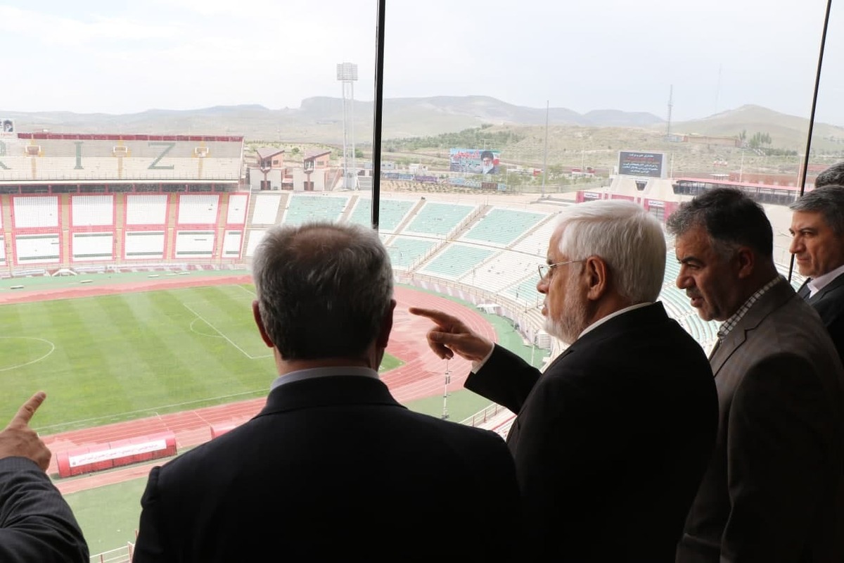 حضور سرزده معاون اول رئیس جمهور در مجموعه ورزشی یادگار امام (ره) تبریز