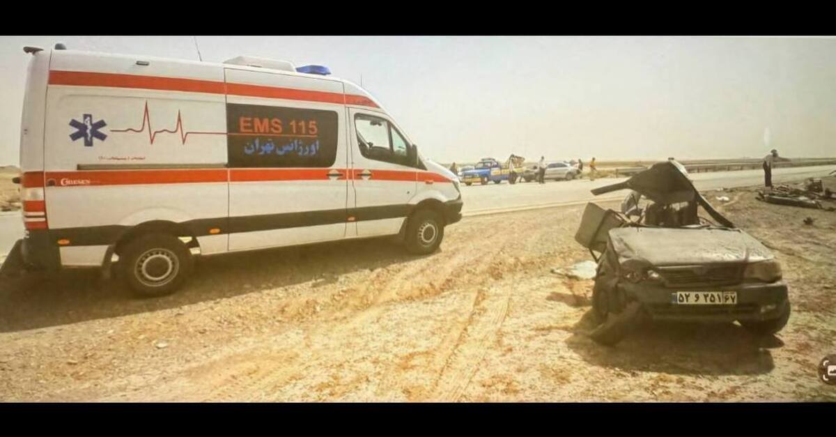 ۱۳ کشته و زخمی در تصادف زنجیره‌ای جاده قم - گرمسار