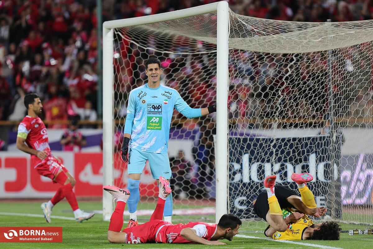 پیامِ نیازمند به هواداران سپاهان پس از نایب قهرمانی!/ پیغام خداحافظی؟! + عکس