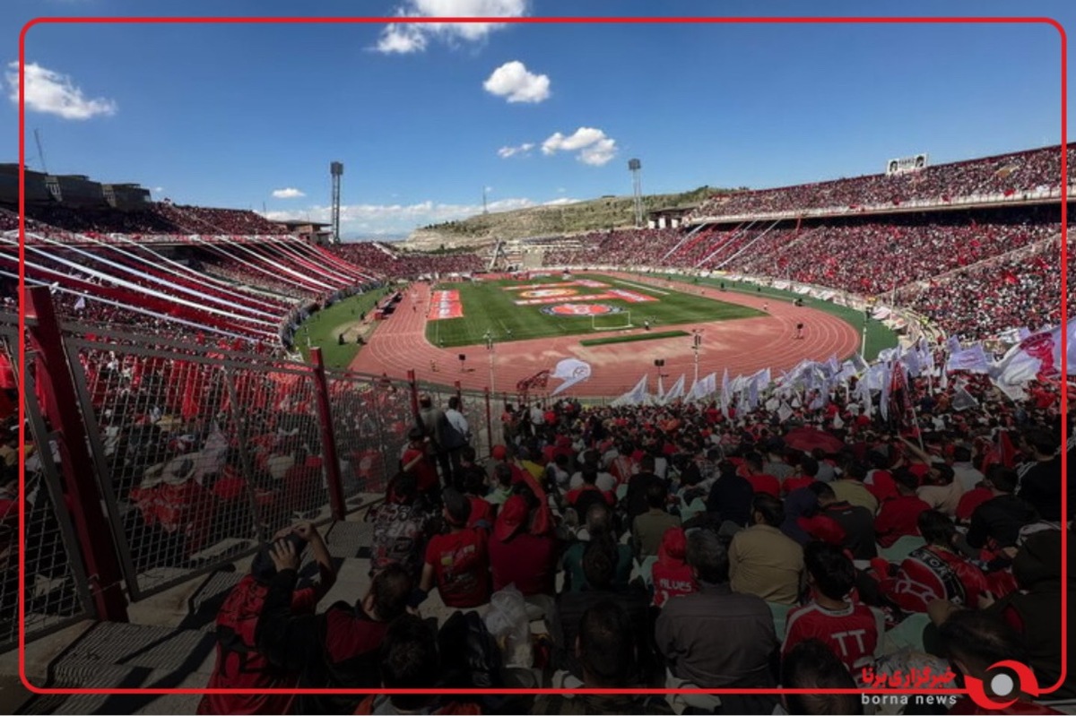 ورود جام و کاروان تراکتور به ورزشگاه یادگار امام برای برپایی جشن قهرمانی