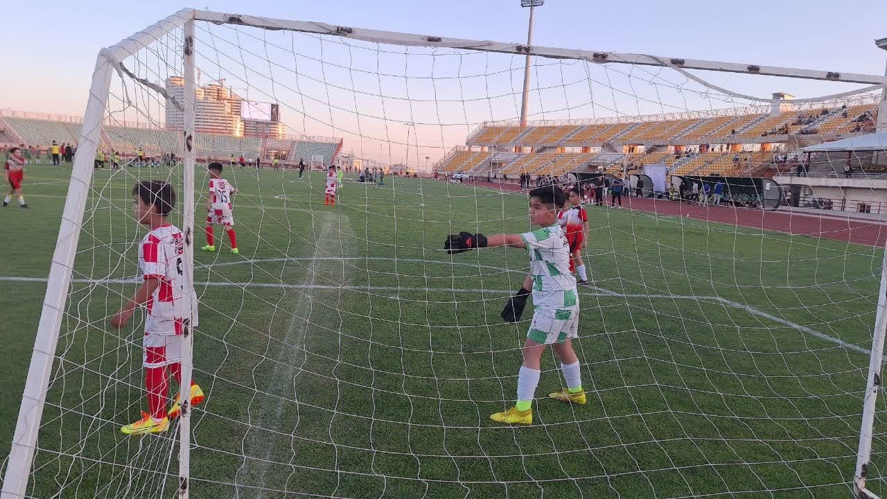 جشن بزرگ روز جهانی فوتبال پایه در قزوین برگزار شد