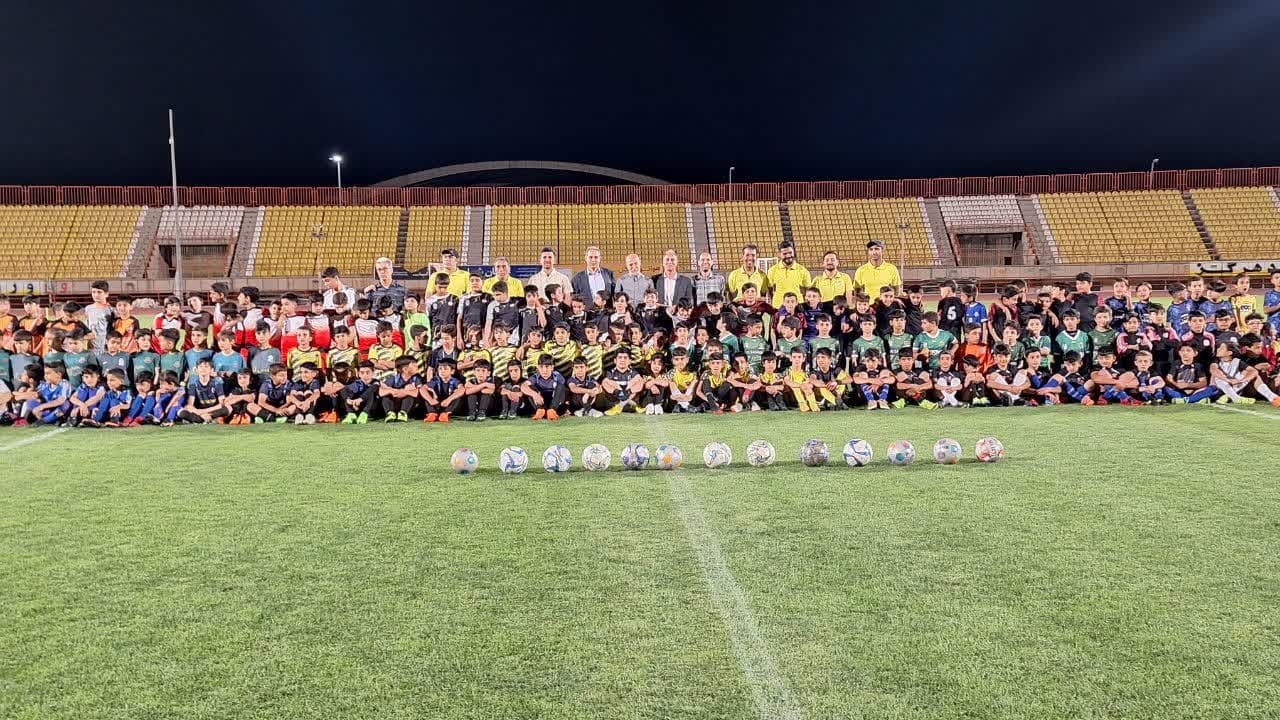 جشن بزرگ روز جهانی فوتبال پایه در قزوین برگزار شد