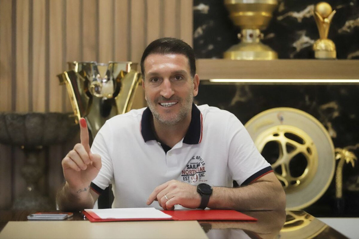 آقای گل محبوب سرخ ها معاون آکادمی فوتبال پرسپولیس شد