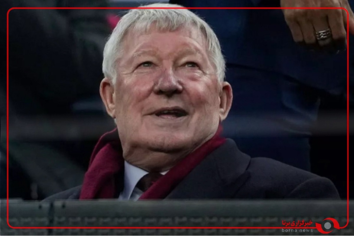 سر الکس فرگوسن سرمربی افسانه‌ای یونایتد از نزدیک فینال لیگ اروپا را تماشا می‌کند