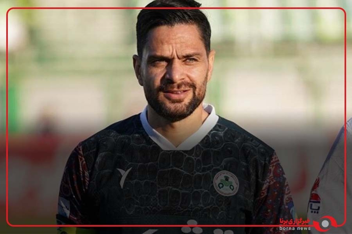 گریه‌های  کمال کامیابی نیا در مراسم خاک‌ سپاری مادرش