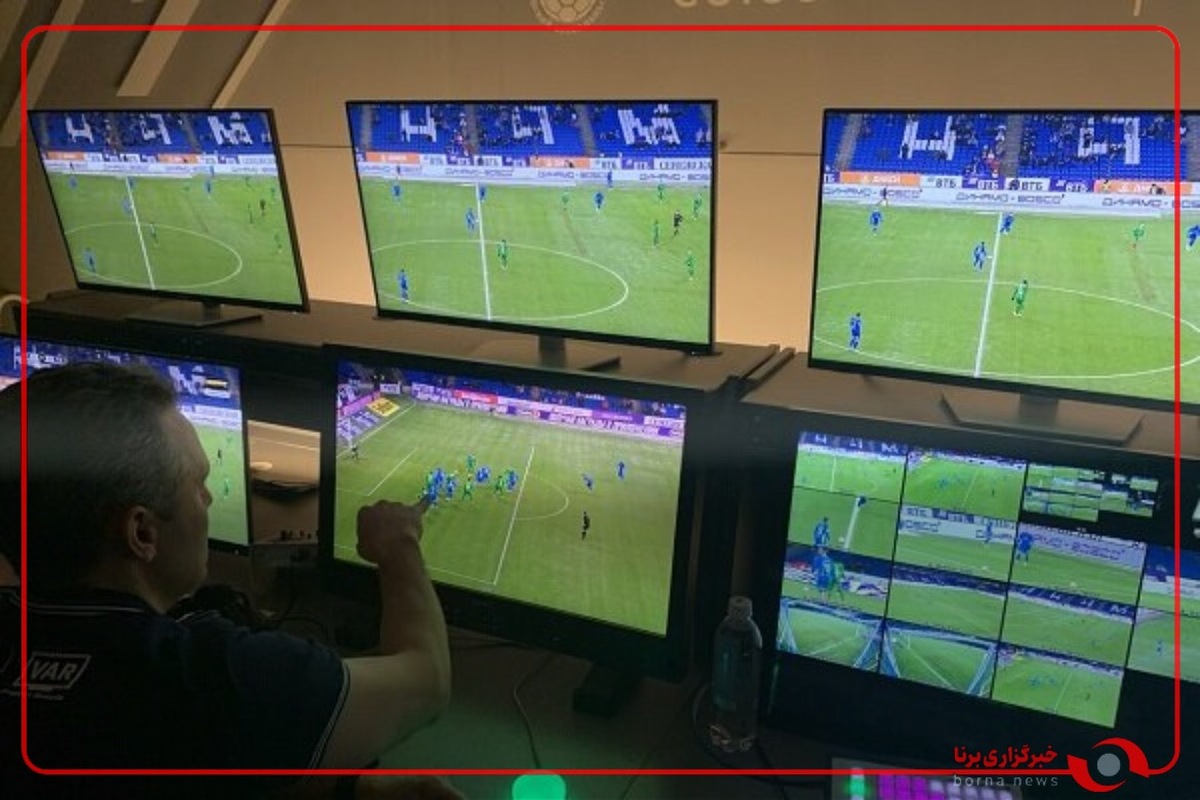 قطع شدن تصویر مانتیور VAR در هنگام بررسی صحنه برخورد در محوطه جریمه تیم فولاد
