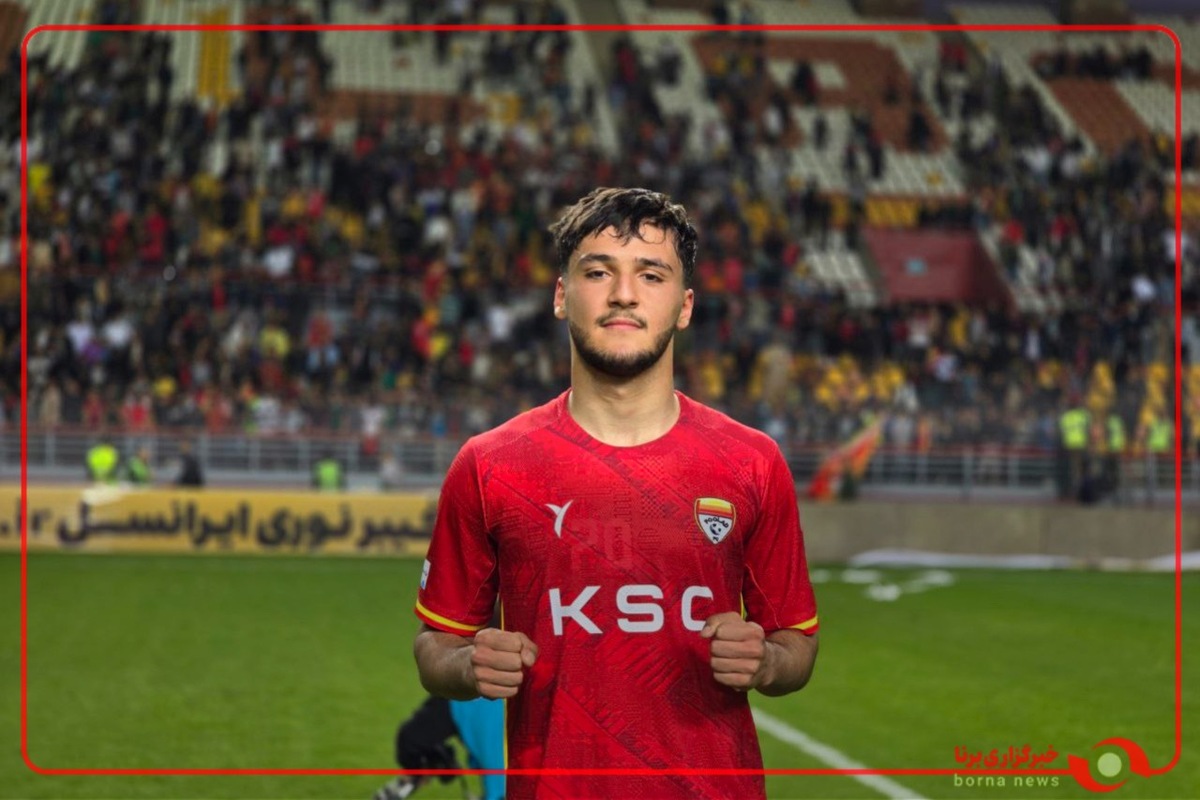 گل اول فولاد توسط عطار در دقیقه 90+2 از نقطه پنالتی