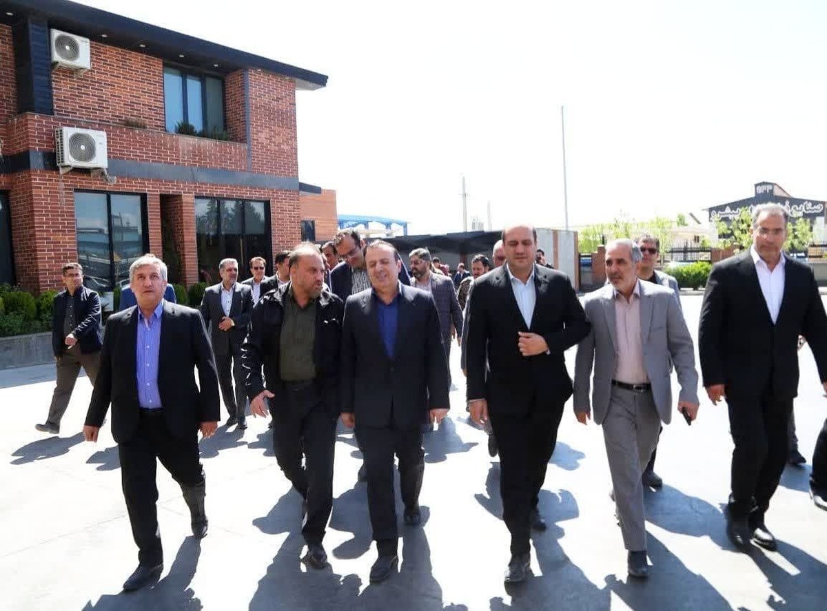 بزرگترین صادرکننده استان قزوین رنجور از مشکلات تولید/ در بدترین شرایط هم تولید را متوقف نکردم