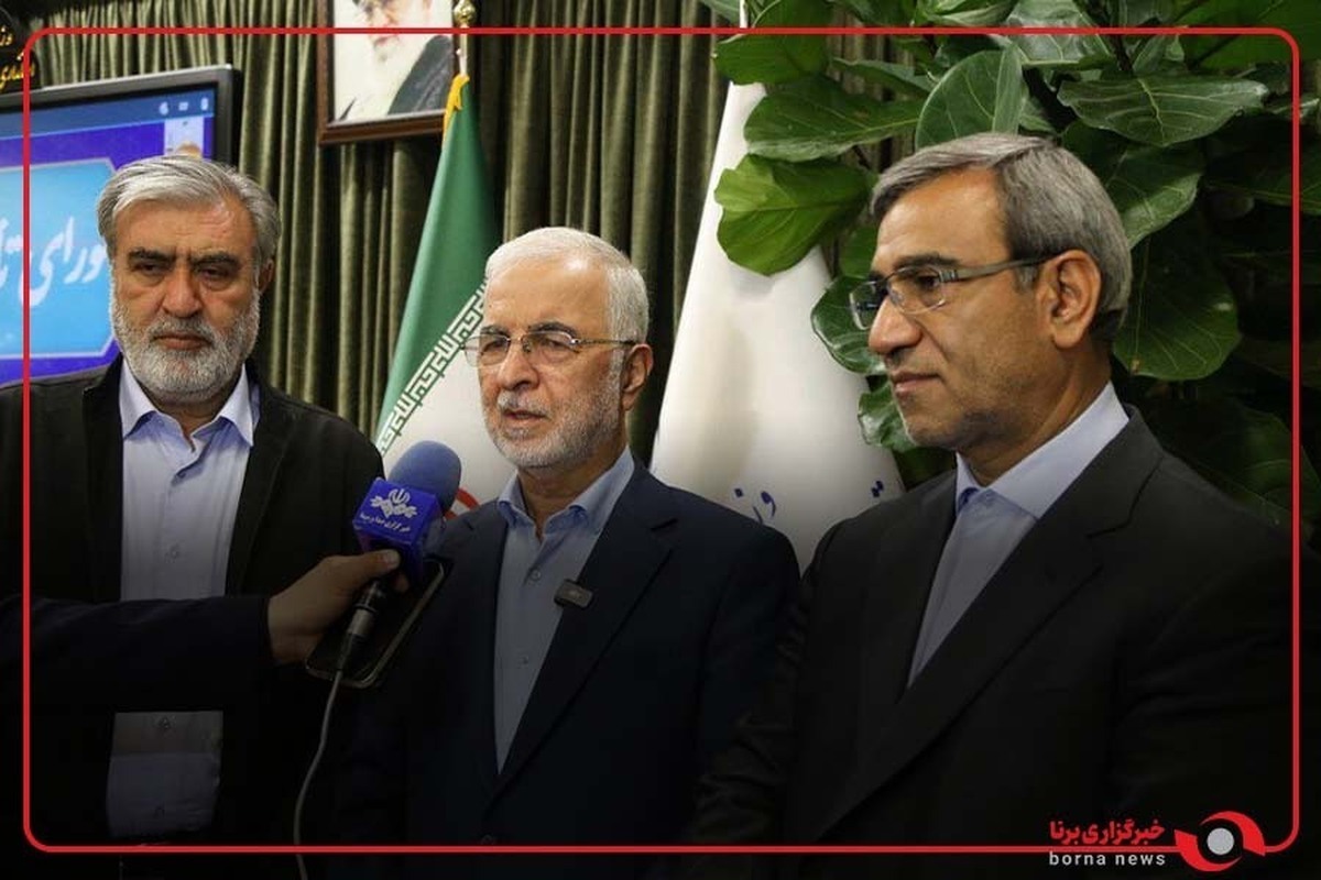 وزیر کشور وارد بندرعباس شد