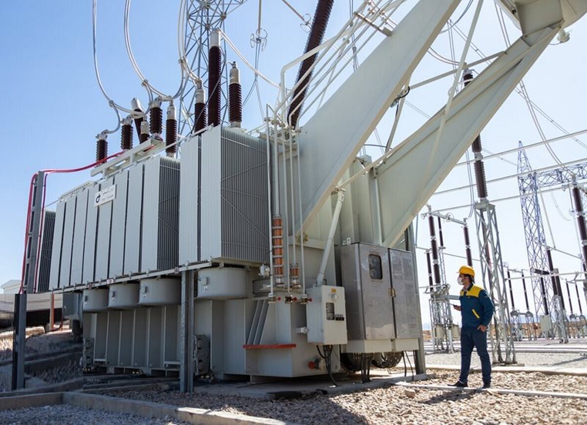 شاخص تلفات برق در ایران طی ۱۶ سال از ۲۱.۵ درصد به ۱۰ درصد رسید