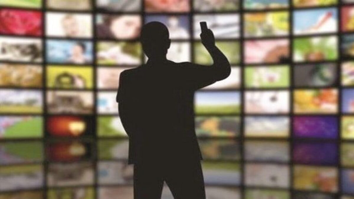 بدآموزی‌هایی که فیلم‌ و سریال‌های شبکه خانگی با خود دارد/ لزوم استفاده از روانشناسان آشنا به هنر در تولید فیلم