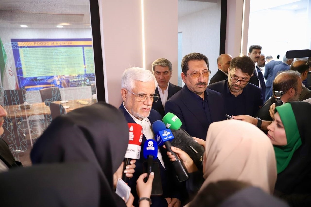 عارف: توسعه صادرات به ویژه با کشورهای هدف از راهبردهای مهم دولت چهاردهم است