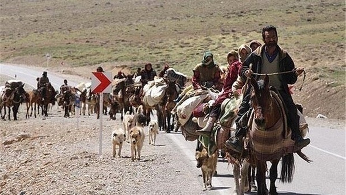 کوچ ۱۱ هزار و ۲۰۰ خانوار عشایری لرستان  در قالب ۱۳ ایل و ۱۵ طایفه