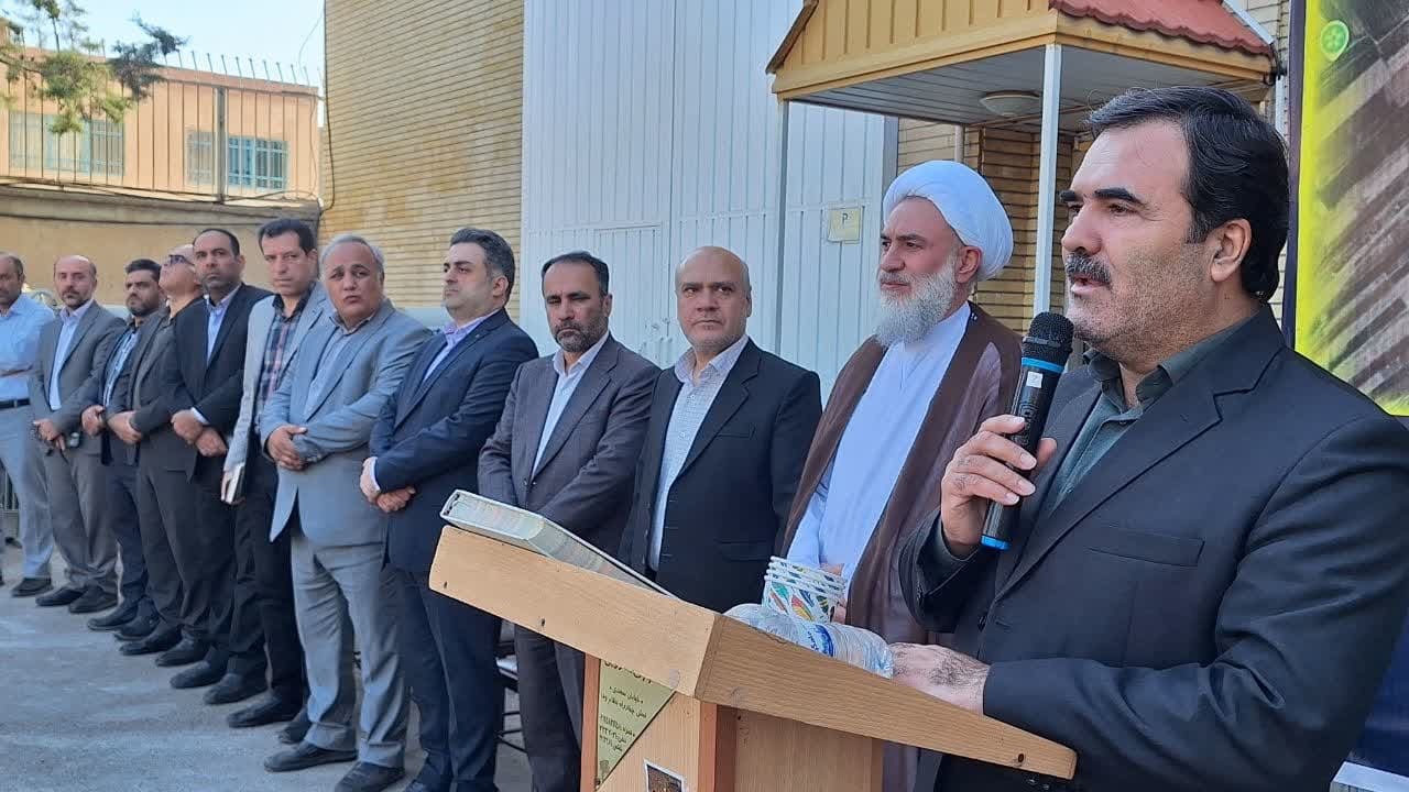 دومین اقدام جهادی شرکت توزیع نیروی برق استان قزوین در شهر محمدیه عملیاتی شد