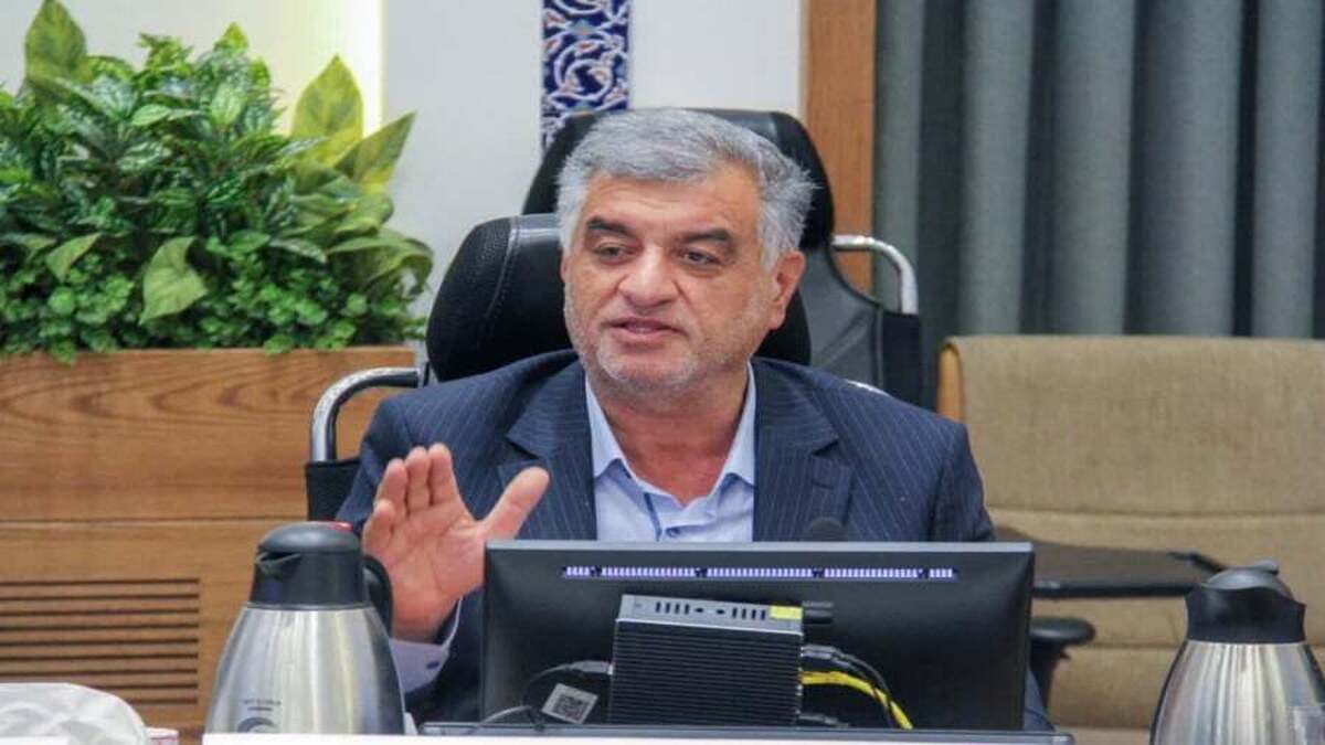 شهرداری با چنگ و دندان فضای سبز اصفهان را حفظ می‌کند