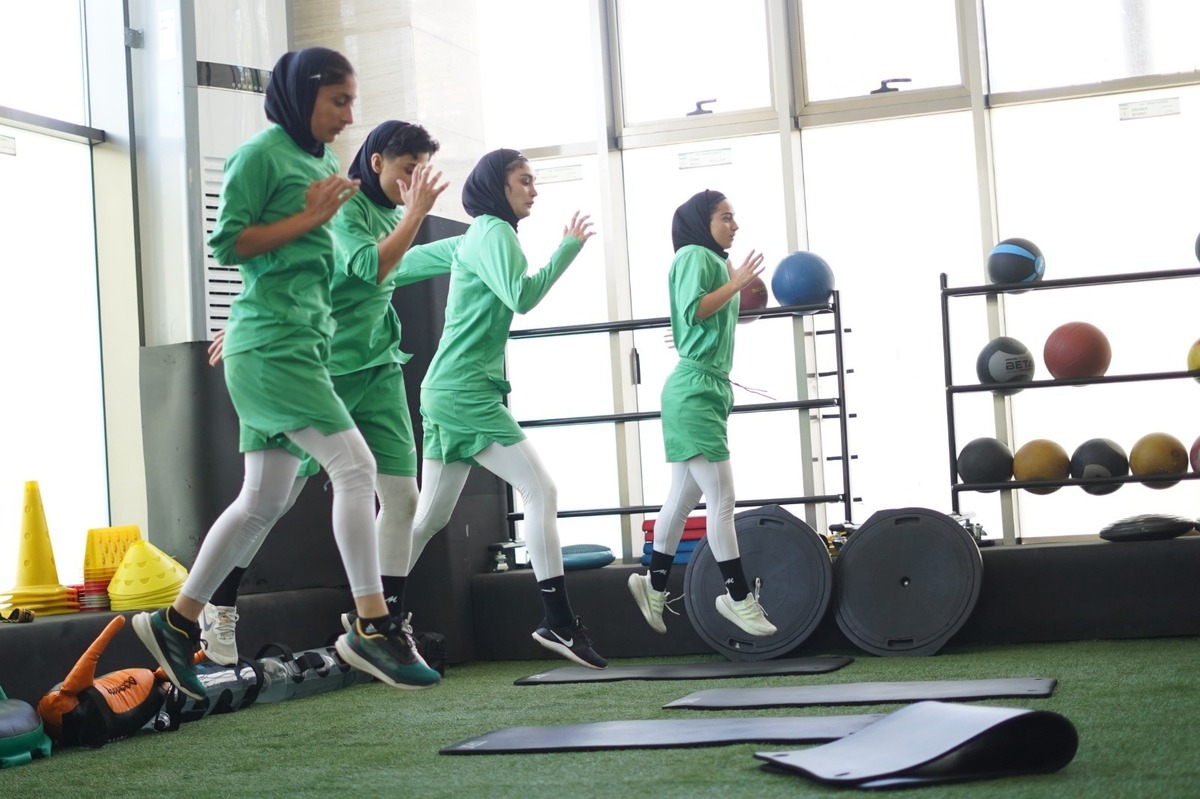  پک زیر گام‌های مصمم دختران تیم ملی 