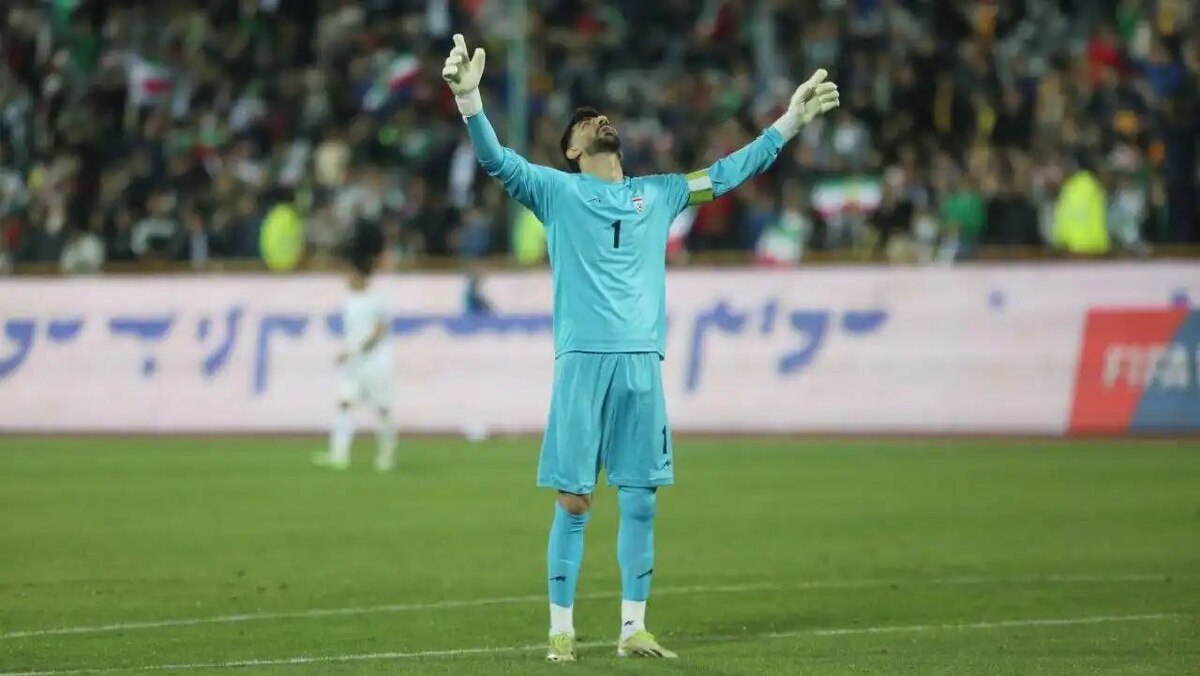 علیرضا بیرانوند به مهدی طارمی پیغام داد! + عکس