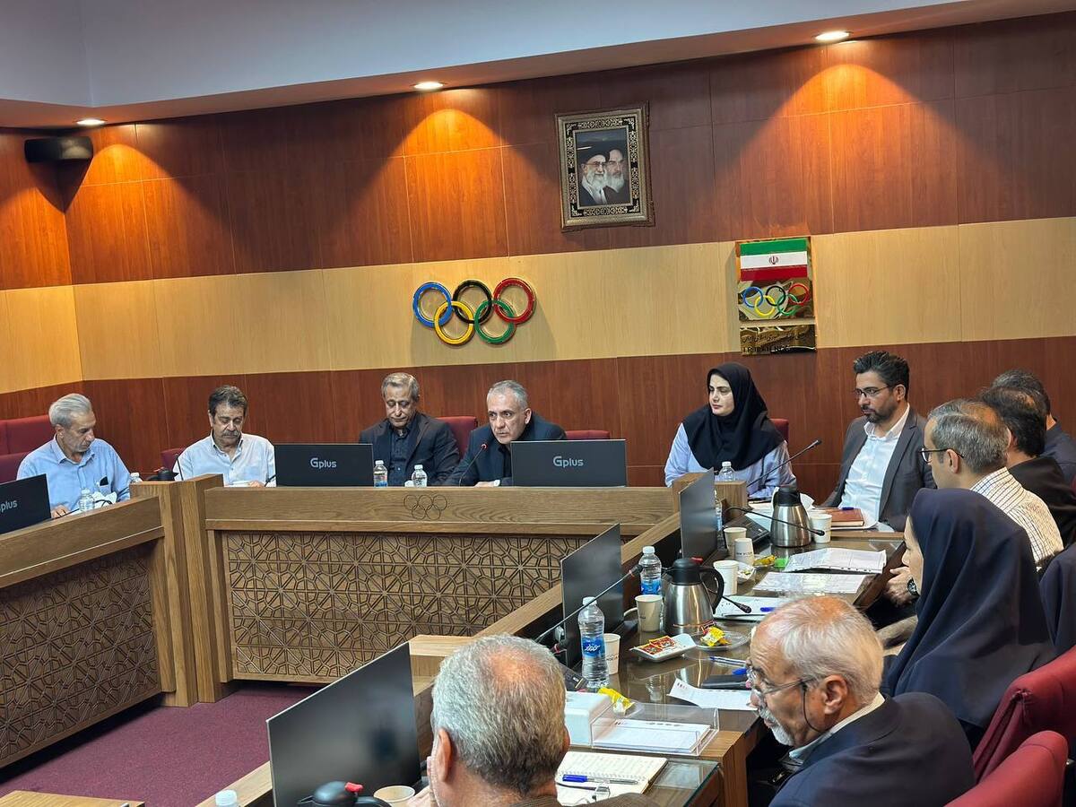 بررسی عملکرد ملی‌پوشان کاراته در قهرمانی آسیا در نشست كمیته فنی فدراسیون
