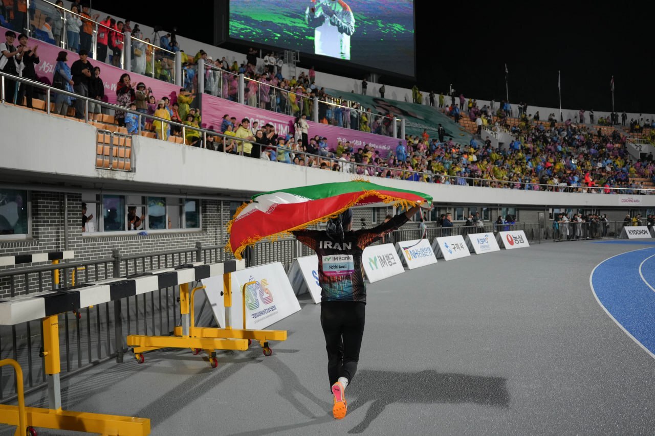 ریحانه مبینی دختر پرنده ایران در کره جنوبی: به خودم گفتم ریحانه؛ بالاخره شد! / ذهنم این بود یا مدال طلا بگیرم یا هیچی! / وقتی با پرچم دور افتخار میزدم، انگار در آسمانها بودم/ از حالا به مدالهای جهانی و المپیک فکر میکنم/ ریحانه مبینی دختر پرنده ایران در کره جنوبی: به خودم گفتم ریحانه؛ بالاخره شد! / ذهنم این بود یا مدال طلا بگیرم یا هیچی! / وقتی با پرچم دور افتخار میزدم، انگار در آسمانها بودم/ از حالا به مدالهای جهانی و المپیک فکر میکنم/